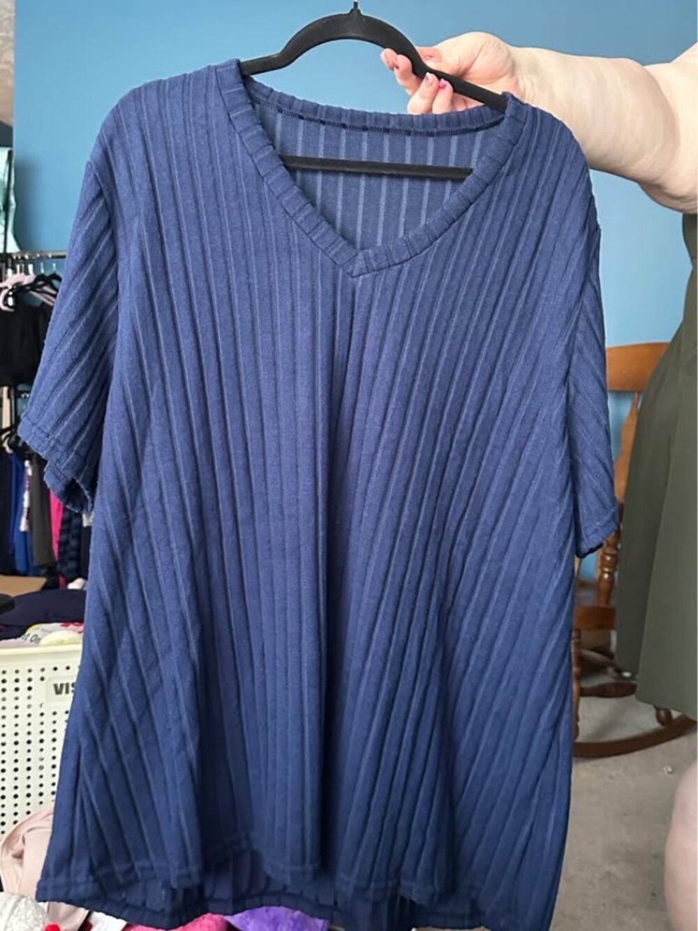 Navy Blue Ribbed V-Neck Top – 5XL – Fits Approx. Women’s Size 22